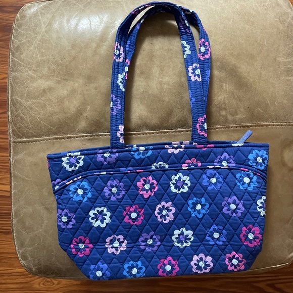NWOT Vera Bradley Retired Ellie Flowers Tote - Blue with Pink & Purple Floral - Picture 2 of 7